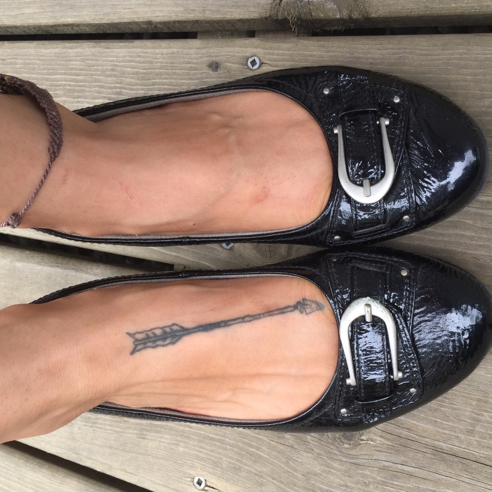 Chinese Laundry Buckle Flats